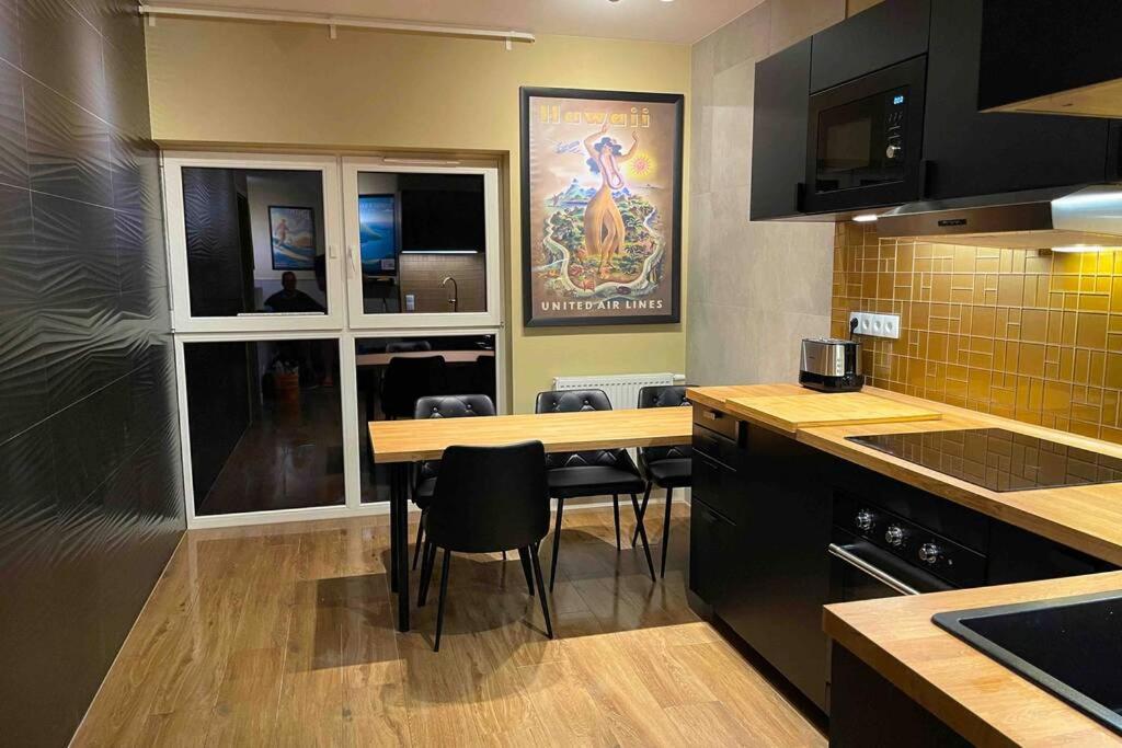 Hawaii Beach Lounge, Loft Z Jacuzzi I Tarasem - Sloneczne Tarasy W Porta Mare, Дзивновек Екстериор снимка
