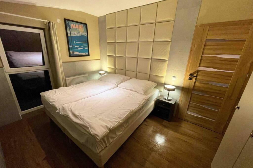 Hawaii Beach Lounge, Loft Z Jacuzzi I Tarasem - Sloneczne Tarasy W Porta Mare, Дзивновек Екстериор снимка