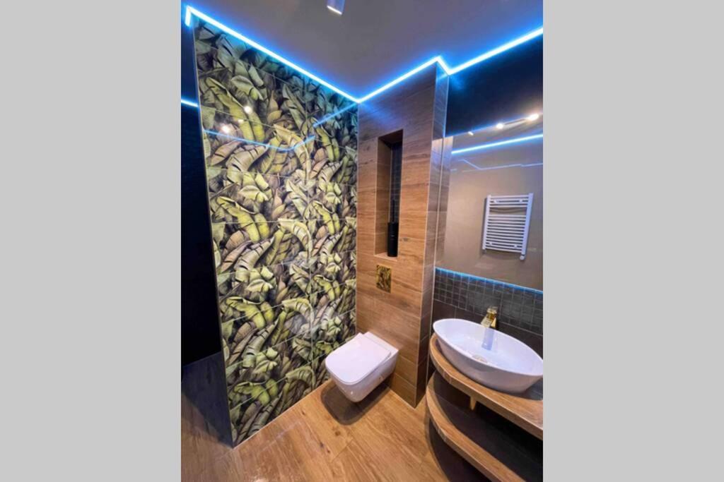 Hawaii Beach Lounge, Loft Z Jacuzzi I Tarasem - Sloneczne Tarasy W Porta Mare, Дзивновек Екстериор снимка