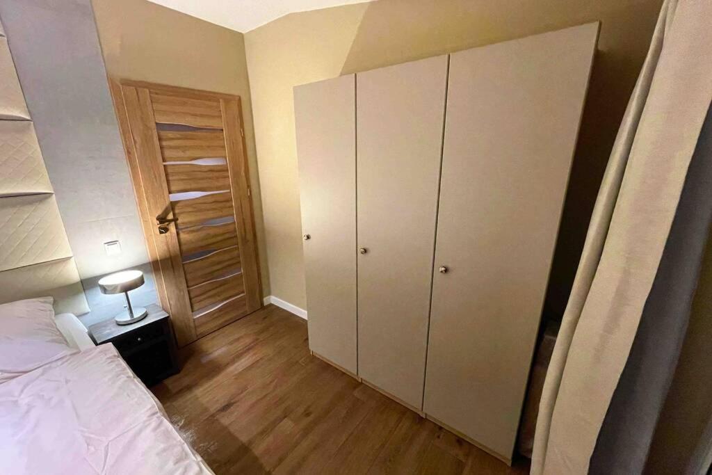 Hawaii Beach Lounge, Loft Z Jacuzzi I Tarasem - Sloneczne Tarasy W Porta Mare, Дзивновек Екстериор снимка