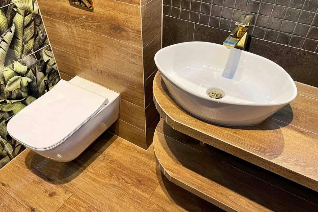 Hawaii Beach Lounge, Loft Z Jacuzzi I Tarasem - Sloneczne Tarasy W Porta Mare, Дзивновек Екстериор снимка