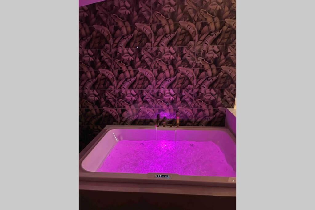 Hawaii Beach Lounge, Loft Z Jacuzzi I Tarasem - Sloneczne Tarasy W Porta Mare, Дзивновек Екстериор снимка